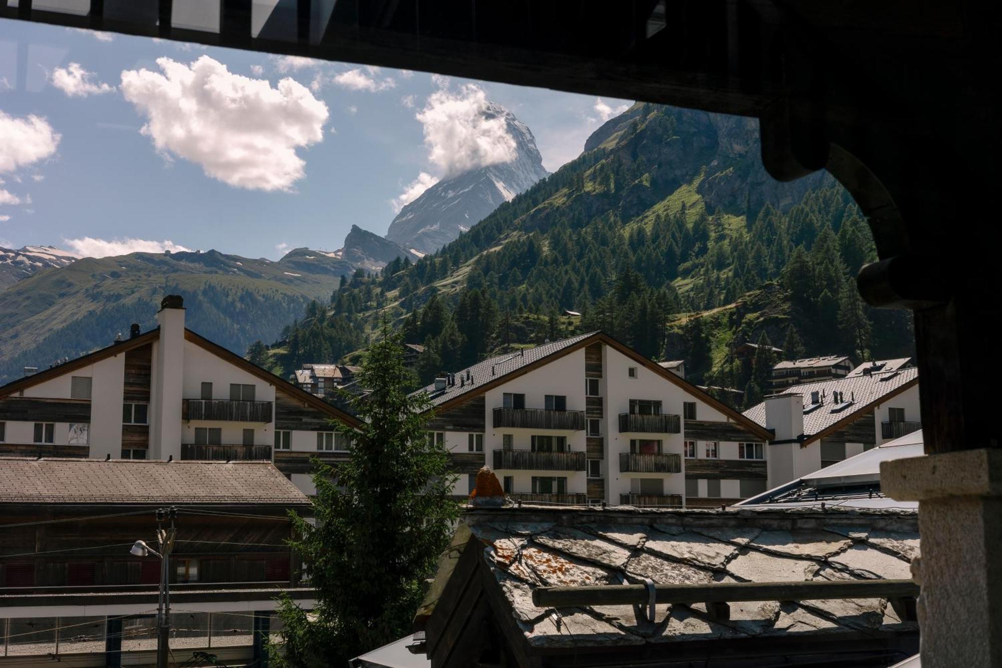 Schloss Zermatt - Cbd & Adaptogenic Spa And Sport Hotel المظهر الخارجي الصورة