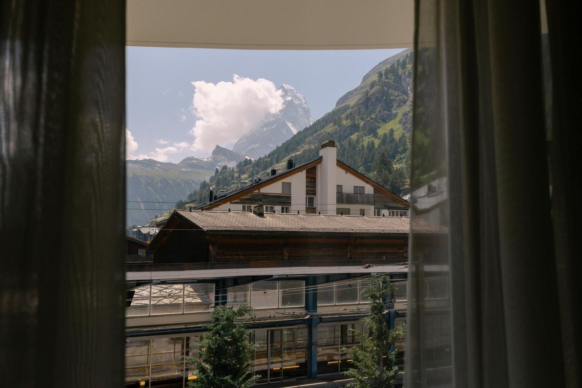Schloss Zermatt - Cbd & Adaptogenic Spa And Sport Hotel المظهر الخارجي الصورة