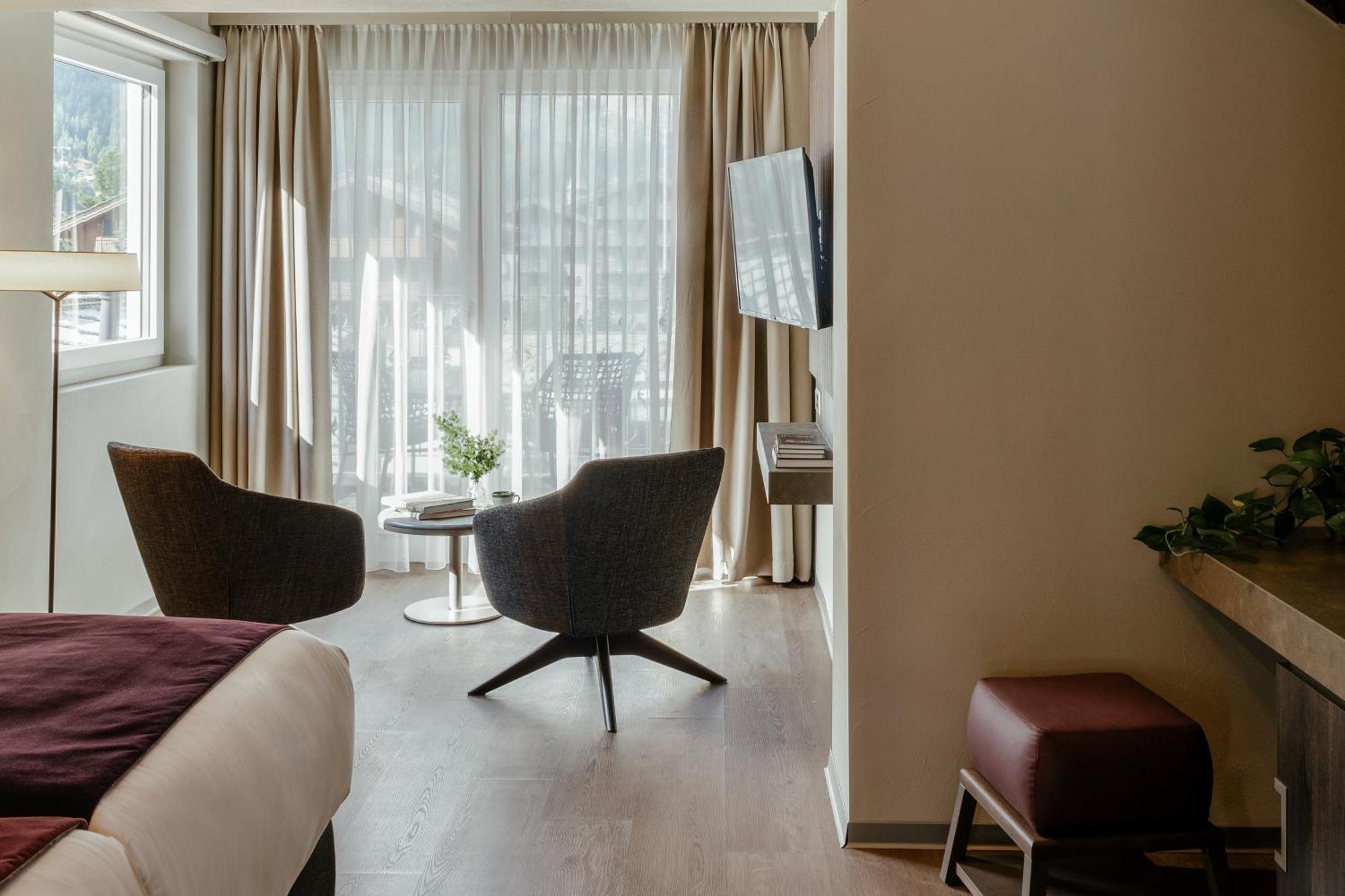 Schloss Zermatt - Cbd & Adaptogenic Spa And Sport Hotel المظهر الخارجي الصورة
